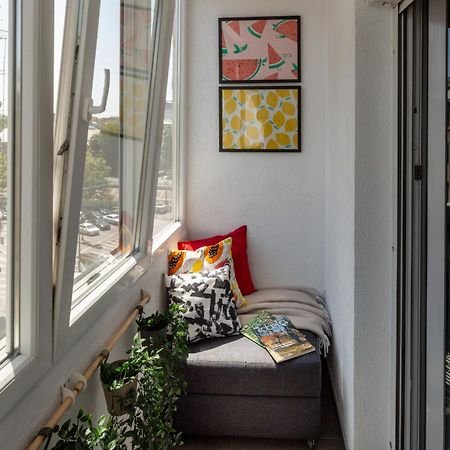 Modern 1Br Apt In The Old Town: The Perfect Choice Бухарест Екстер'єр фото