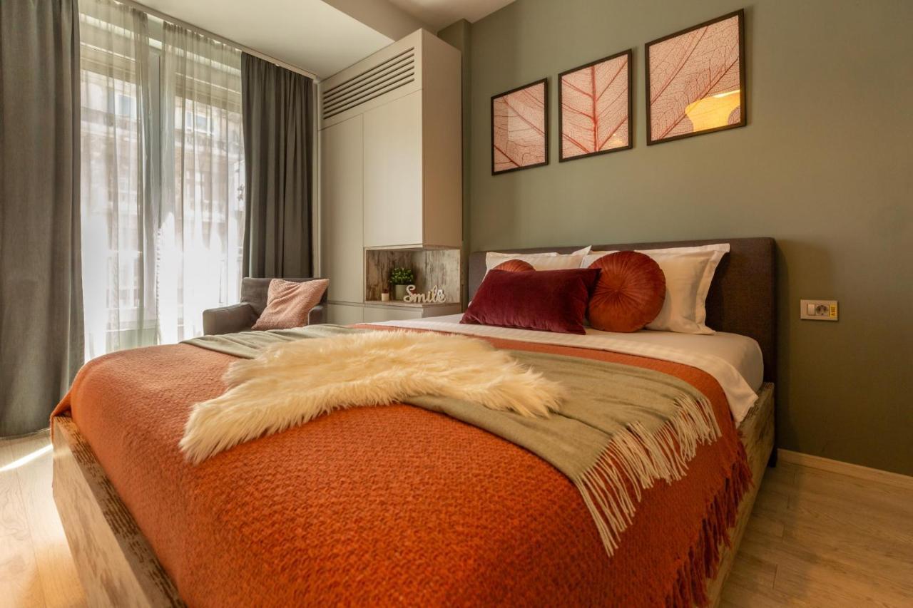 Modern 1Br Apt In The Old Town: The Perfect Choice Бухарест Екстер'єр фото