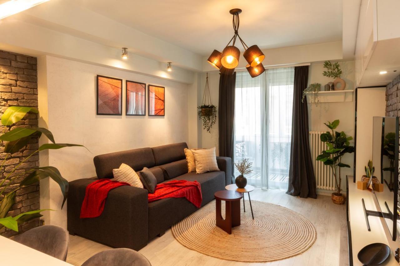 Modern 1Br Apt In The Old Town: The Perfect Choice Бухарест Екстер'єр фото