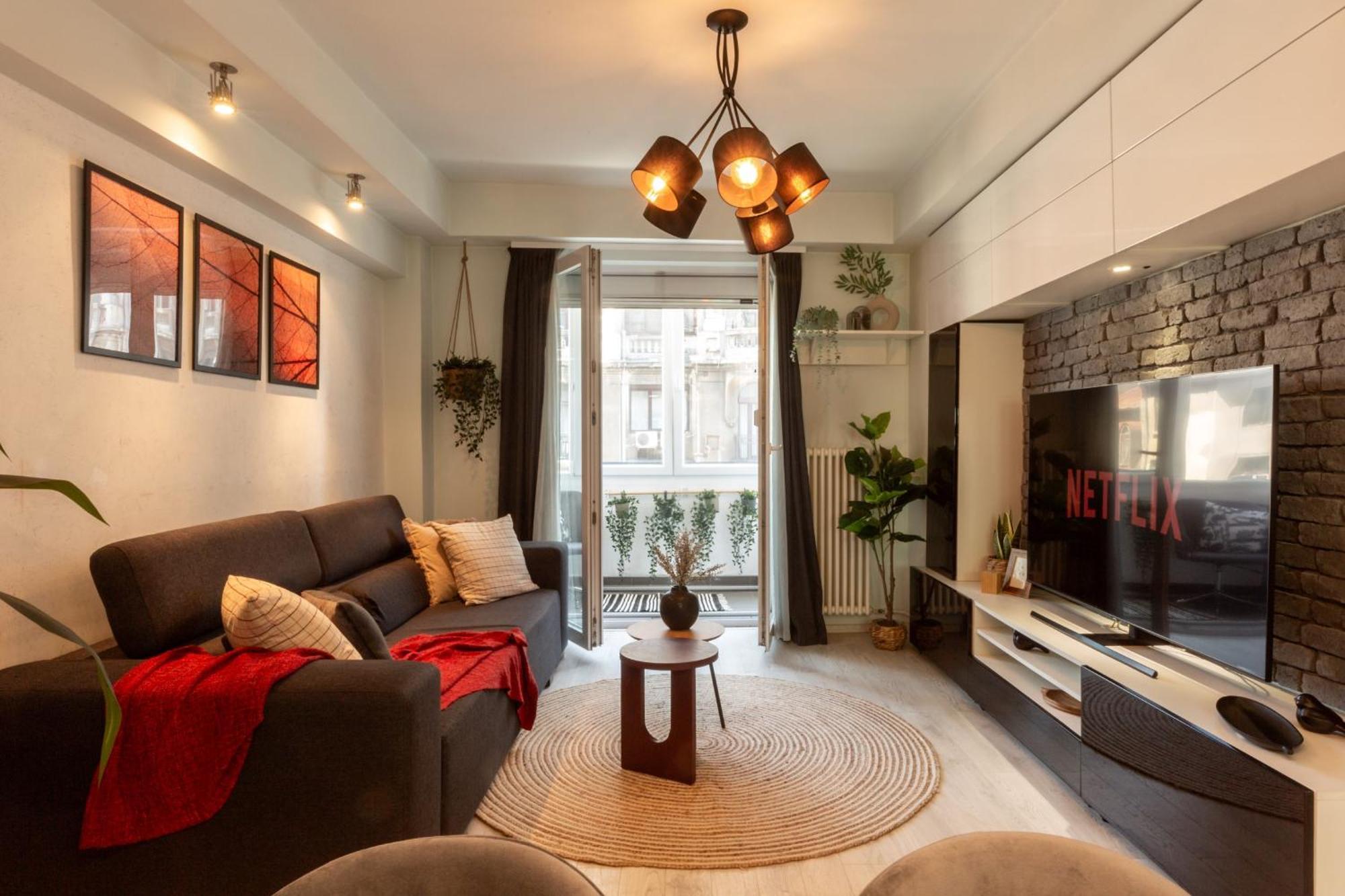 Modern 1Br Apt In The Old Town: The Perfect Choice Бухарест Екстер'єр фото