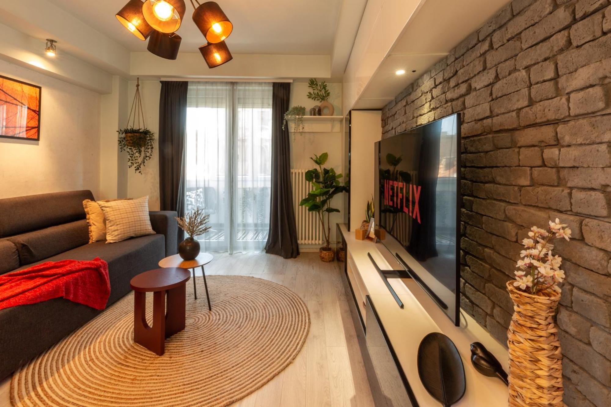 Modern 1Br Apt In The Old Town: The Perfect Choice Бухарест Екстер'єр фото