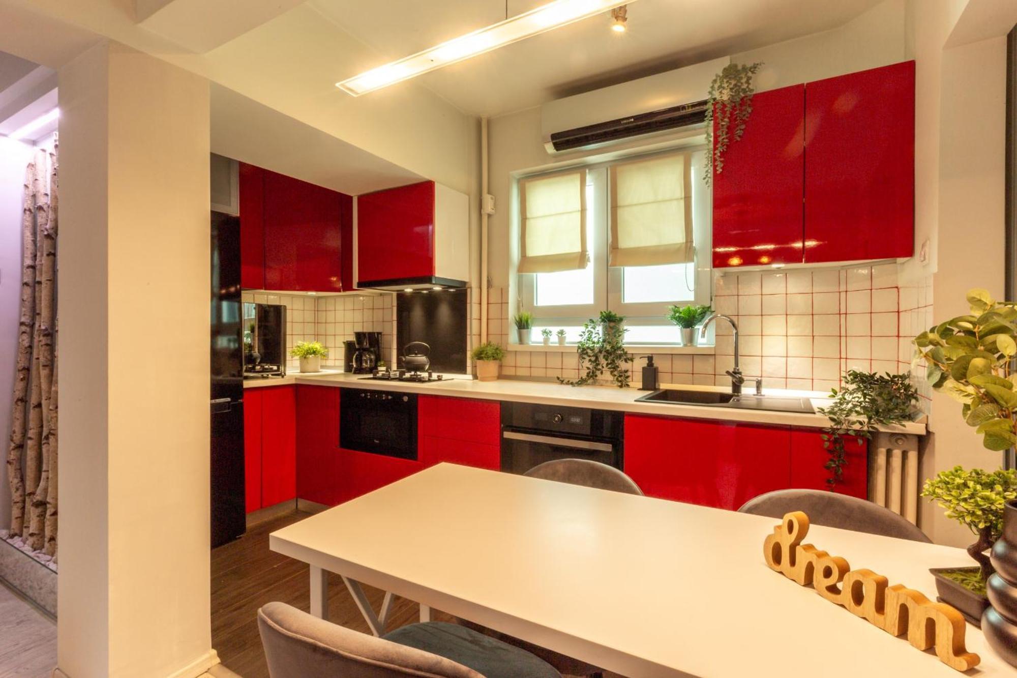 Modern 1Br Apt In The Old Town: The Perfect Choice Бухарест Екстер'єр фото